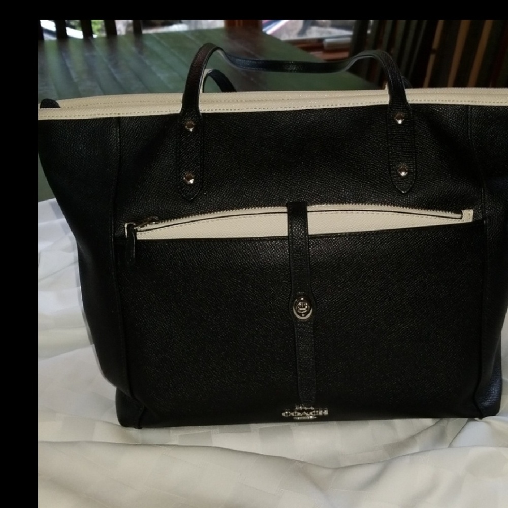 Coach purse and wallet bundle